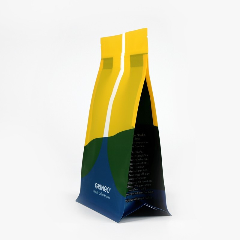 aluminium foil stand up pouch (2-1)